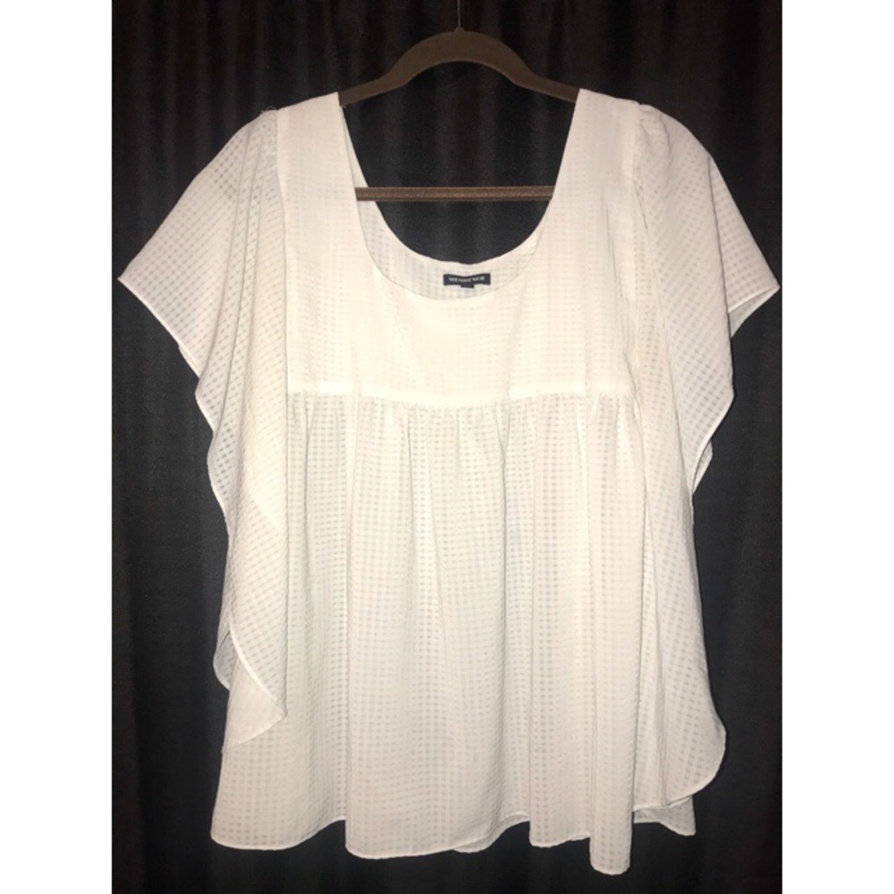 Glamorous white checkered babydoll blouse